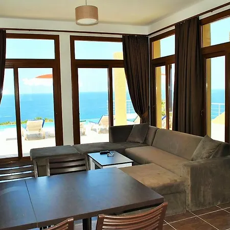 Blue Ocean Villa, 3 Bedroom Villa With Private Pool, Wifi Internet World Tv *